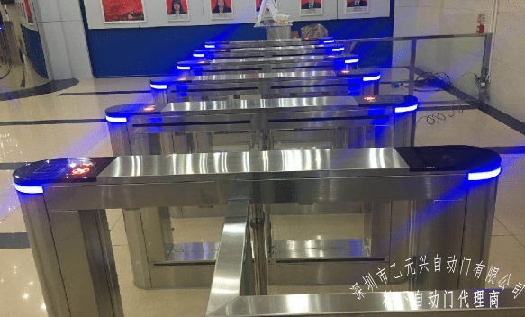 擺閘黄片大全下载